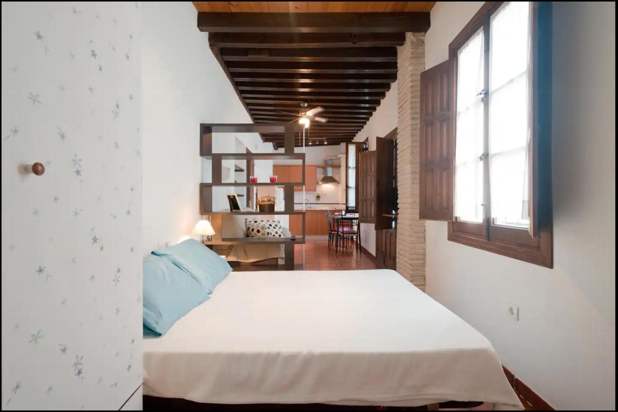 Apartamentos Centro Historico A Los Pies De La Alhambra Granada Luaran gambar