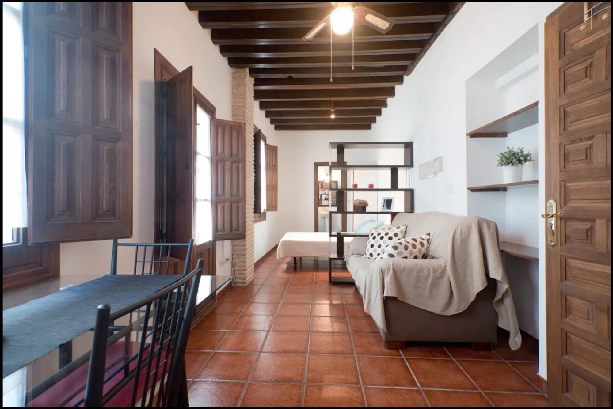 Apartamentos Centro Historico A Los Pies De La Alhambra Granada Luaran gambar